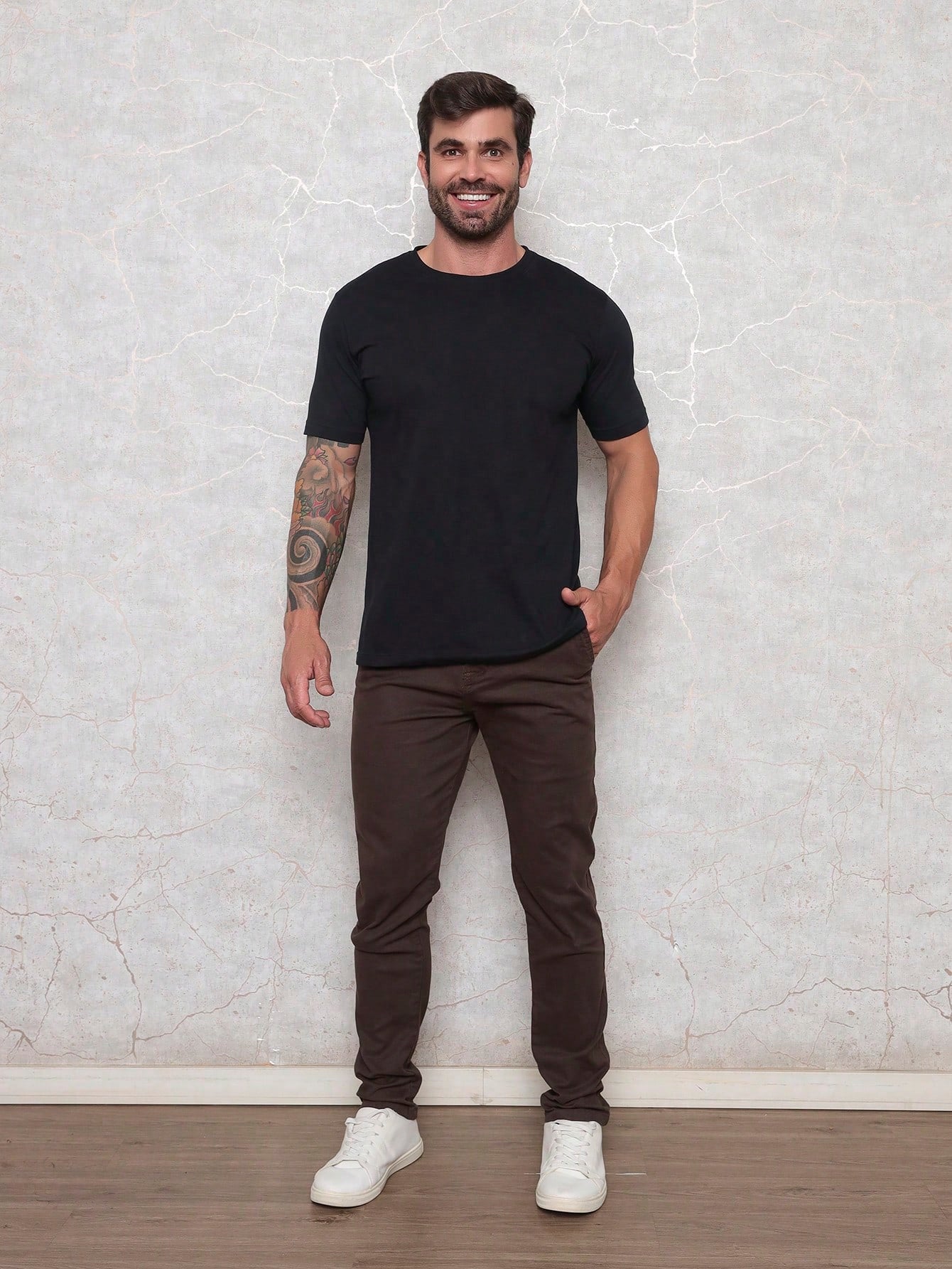 Calça Sarja Marrom Masculina Regular Fit
