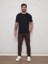Calça Sarja Marrom Masculina Regular Fit
